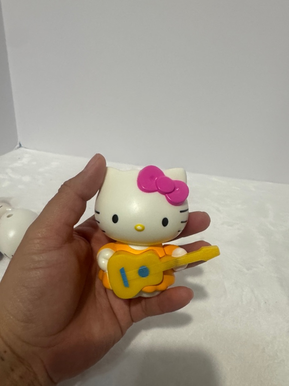 Hello kitty figures McDonald’s happy set Sanrio lot of 4 - Picture 6 of 6